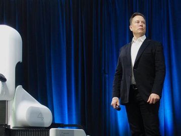 Elon Musk é pessoa mais rica do mundo em ranking anual da Forbes