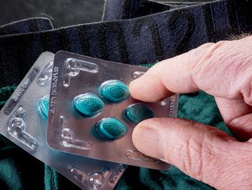 Por que militares estão comprando milhares de comprimidos Viagra?