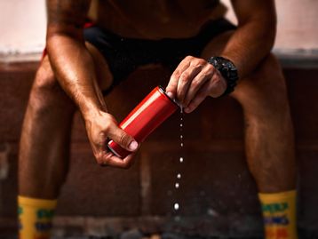 Afinal, energético faz mal? Veja os mitos e verdades sobre a bebida