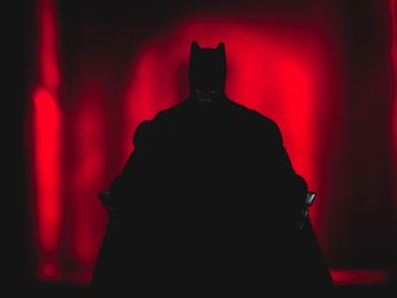 The Batman: diretor confirma easter egg do Charada que ninguém viu