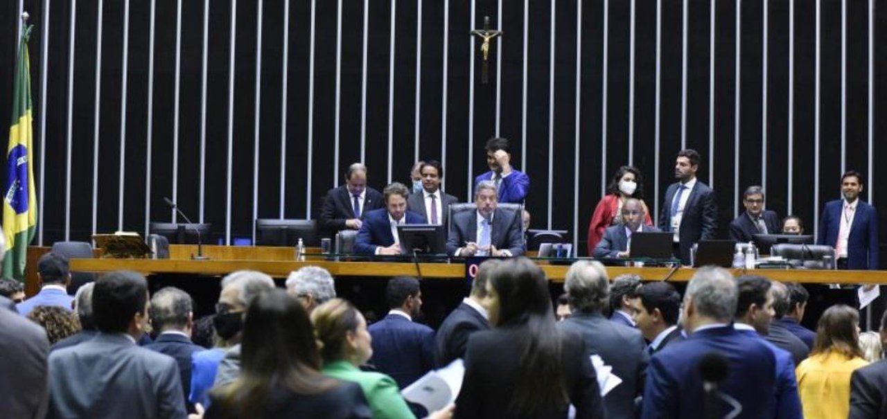 Câmara dos Deputados aprova criação do Programa Internet Brasil