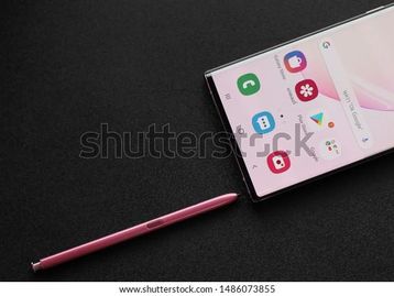 Galaxy Z Fold 4: S Pen do celular dobrável já está em produção
