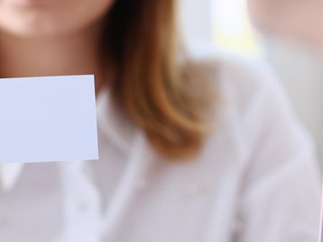 Qual é a diferença entre razão social e nome fantasia?