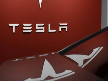 Bons resultados da Tesla podem render US$ 23 bilhões a Elon Musk