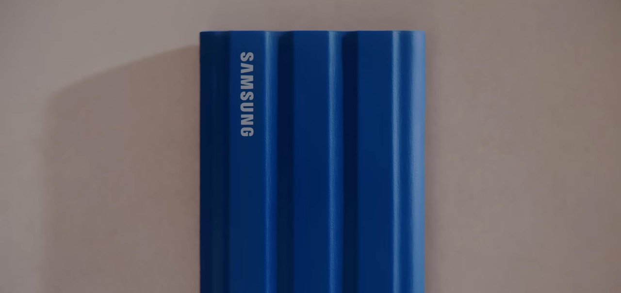 Samsung lança SSD portátil resistente à água do tamanho de um cartão