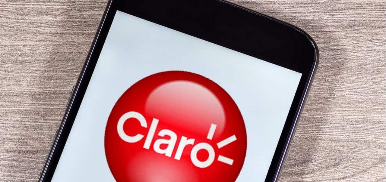 Clientes da Claro ficam sem sinal de internet nesta segunda (2)