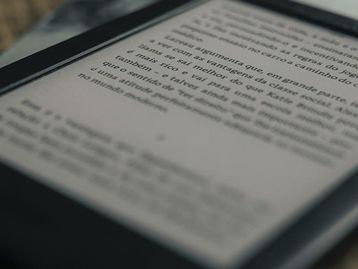 Leitor Amazon Kindle suportará formato ePub até final de 2022