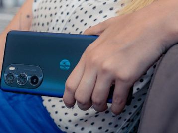 Motorola prepara lançamento de celular com câmera de 200 MP
