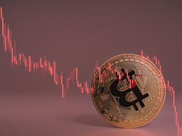 Bitcoin perde 21% em três dias e valor cai abaixo de US$ 24 mil 