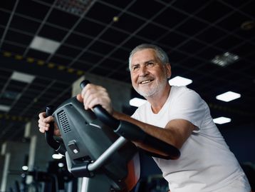 Prática de exercícios pode adiar crescimento do câncer de próstata