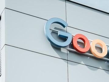 Google é multado na Rússia por conteúdos sobre a Ucrânia
