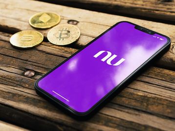 Nubank libera compra e venda de criptomoedas para todos os clientes
