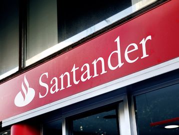 Santander fora do ar: clientes reclamam de problemas hoje (25)