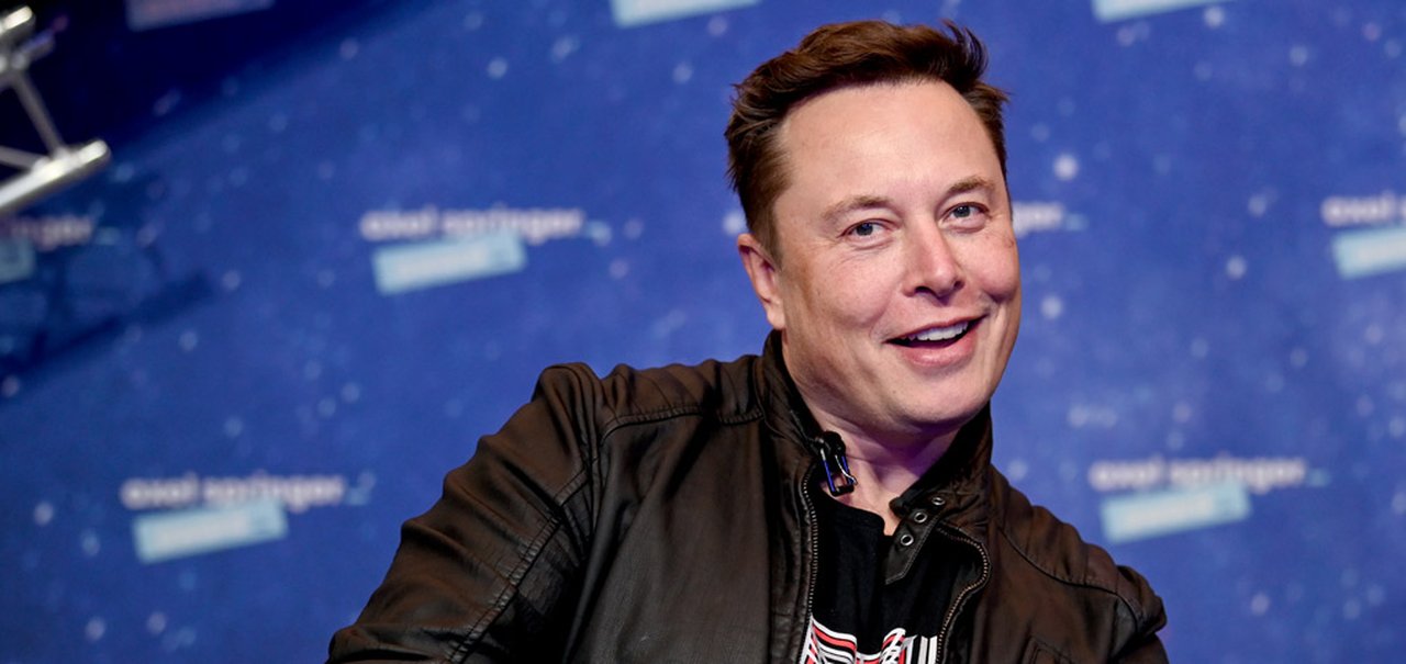 Elon Musk vai comprar o Manchester United? Entenda