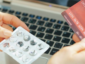 Comprar remédio online é confiável? Veja como adquirir!