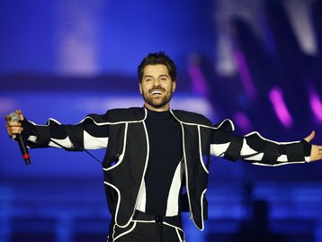 Alok fala sobre laser que queimou câmera de iPhone: 'fake news'
