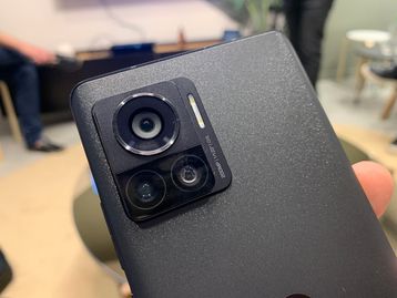 Motorola Edge 30 Ultra é o primeiro com câmera de 200 MP; veja fotos