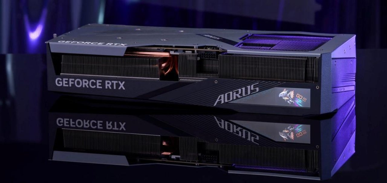 RTX 4090 AORUS Master é uma das maiores GPUs já feitas