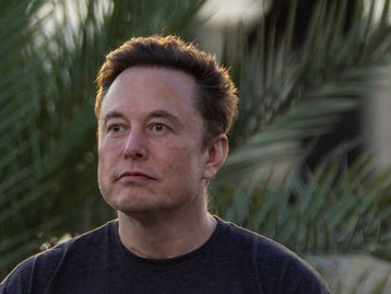 Elon Musk quer ativar Starlink em meio aos protestos no Irã