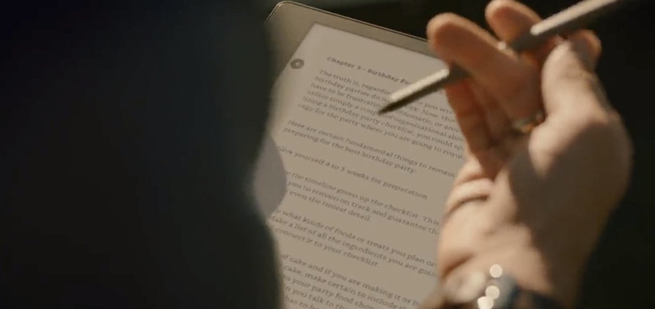 Amazon lança Kindle Scribe com caneta e formato de tablet