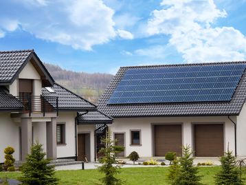 Painéis de energia solar contribuem para a economia de água, mostra estudo