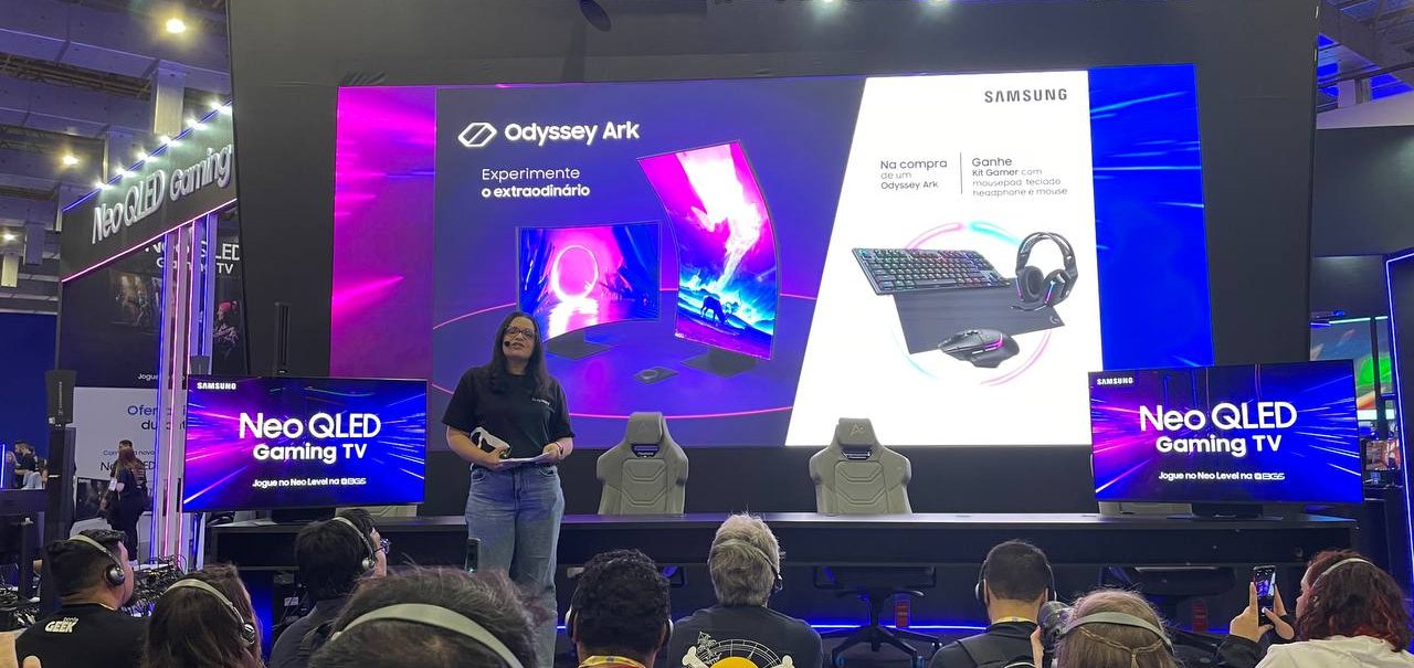 Samsung anuncia Odyssey Ark, monitor de 55 polegadas, por R$ 21,5 mil