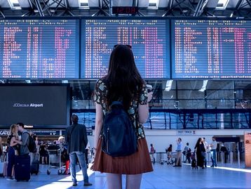 Os 8 melhores sites de pacotes de viagens para investir