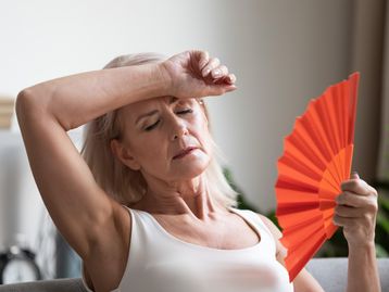Soja pode ajudar a diminuir calorão da menopausa, diz estudo