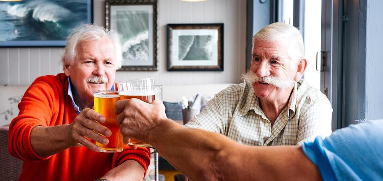 Lúpulo da cerveja pode proteger contra o Alzheimer, diz estudo