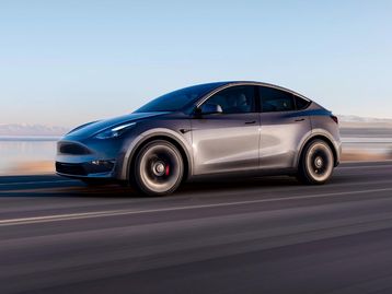Acidente com Tesla deixa duas pessoas mortas na China