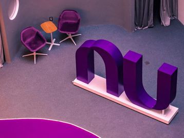 Nubank anuncia forte crescimento e lucro no trimestre