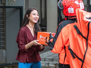 Dona do Shopee demite mais de 7 mil funcionários em 6 meses