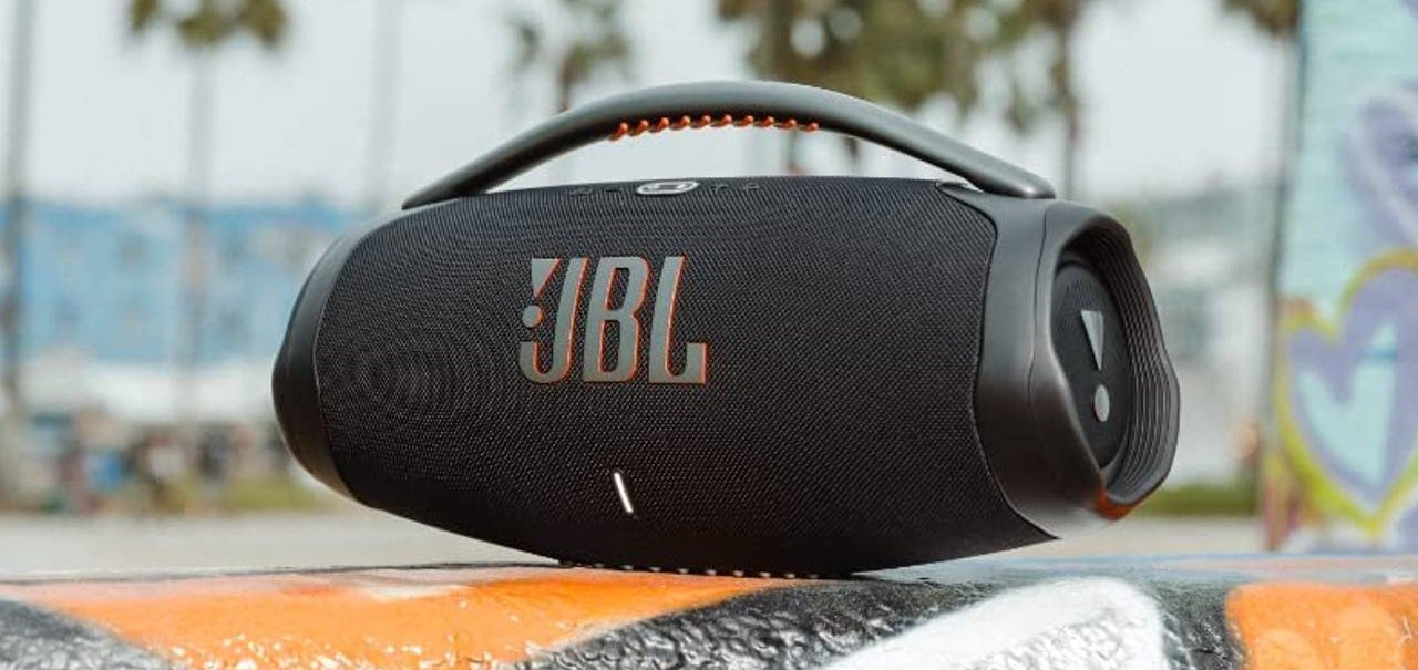 JBL Boombox: conheça caixa de som usada por Richarlison da seleção