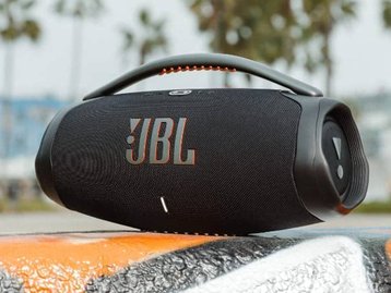JBL Boombox: conheça caixa de som usada por Richarlison da seleção