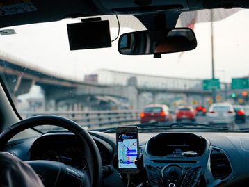 99 vai mostrar valor exato antes que motoristas aceitem corrida