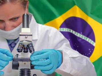 Após pressões, Capes tem desbloqueio de verbas para pagar cientistas