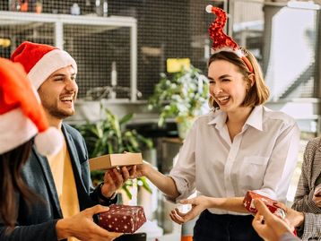 Campanha de Natal com ofertas, cupons e frete grátis AliExpress