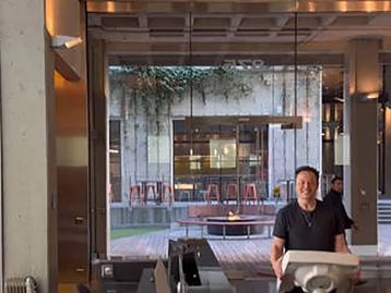 Clientes da Tesla cancelam pedidos por aversão a Elon Musk