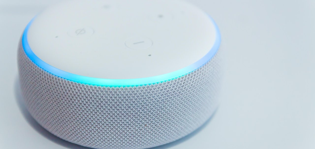 Qual o significado de cada cor de LED da smart speaker com Alexa?