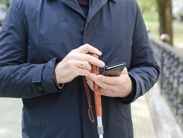 Novo app para smartphone amplia segurança de pessoas com deficiência visual