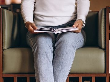 8 livros em 2 idiomas para você conhecer