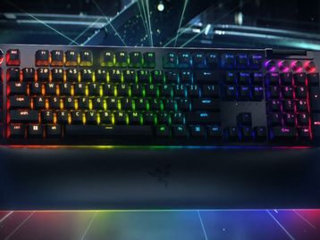 Razer anuncia o BlackWidow V4 Pro, seu novo teclado gamer