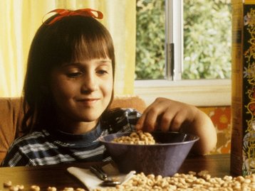 Matilda: por onde anda Danny DeVito e o elenco do filme de 1996