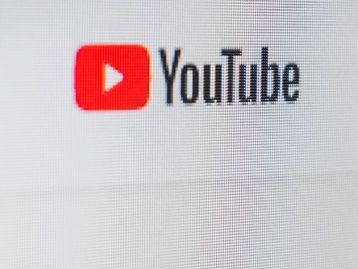YouTube afrouxa regras de desmonetização para vídeos com palavrões; confira
