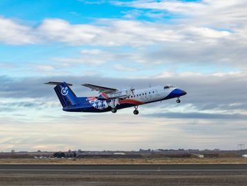 Avião movido a hidrogênio para 40 passageiros faz voo de teste com sucesso