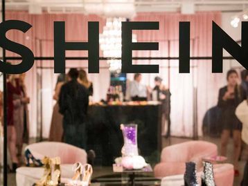 Shein falindo? Novo golpe promete dinheiro para avaliar roupas da empresa