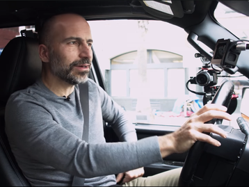 CEO do Uber trabalha como motorista para entender problemas do app