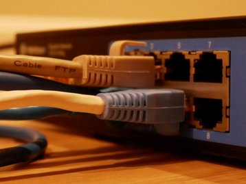 Roteadores usados guardam segredos corporativos, revela pesquisa