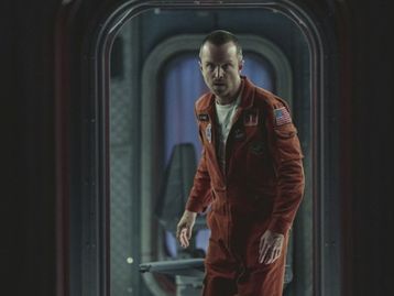 Black Mirror: 6ª temporada ganha teaser com ator de Breaking Bad