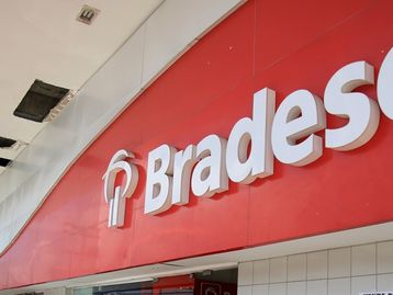 Bradesco fora do ar? Clientes reclamam de problemas no app nesta sexta (28)